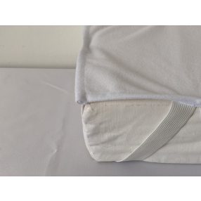 Sabata Protect gumifüles ágyvédő